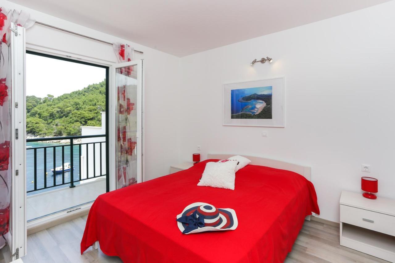 Posta Apartment